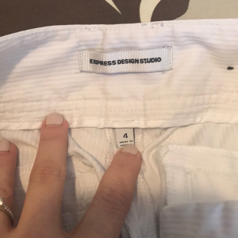 White Capris - Picture 3 of 3